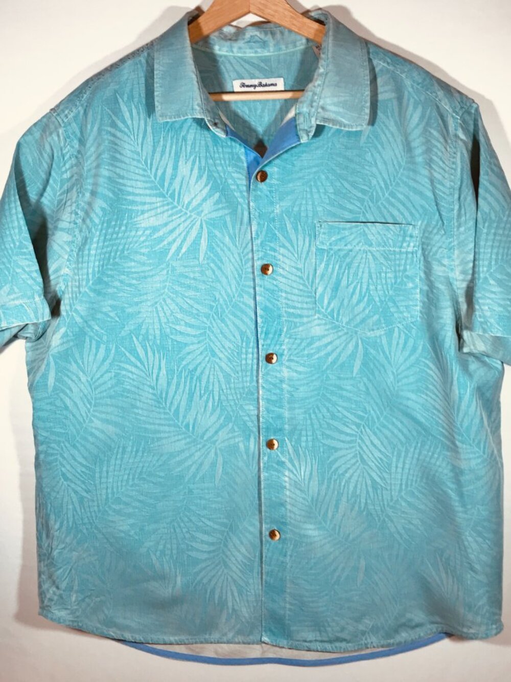 Tommy Bahama Men's XL Teal 100% Silk Button Up Short Sleeve Shirt